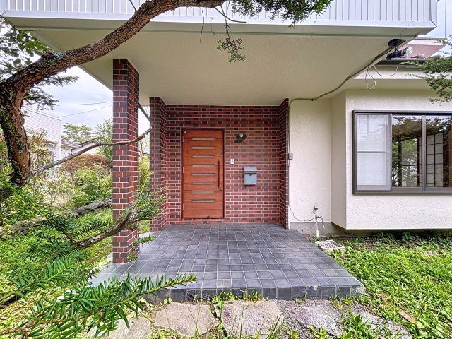 【エントランス】