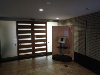 【エントランス】