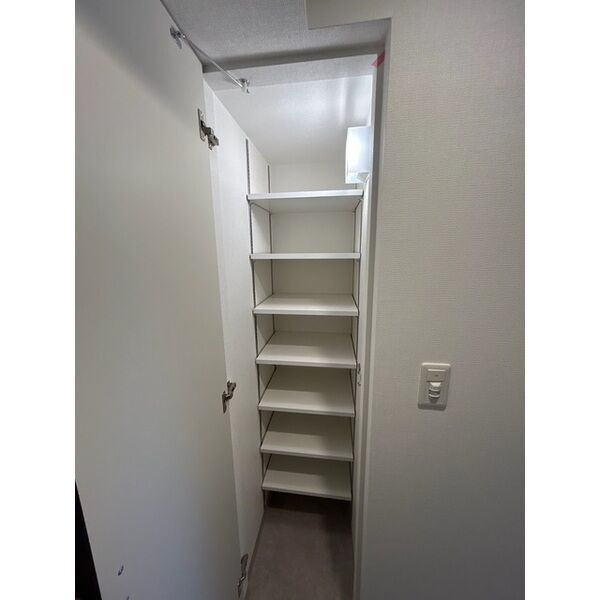 エステムコート名古屋新栄Ⅴラポール 名古屋市賃貸　仲介手数料無料の収納