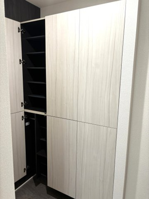 【玄関】 | D-residence東川口S | プッシュオープンシューズボックス