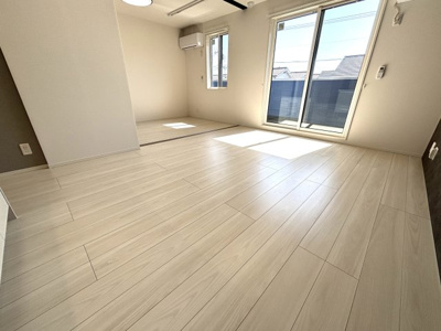 【居間・リビング】 | D-residence東川口S