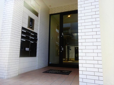 【エントランス】 | RUHE HAUS