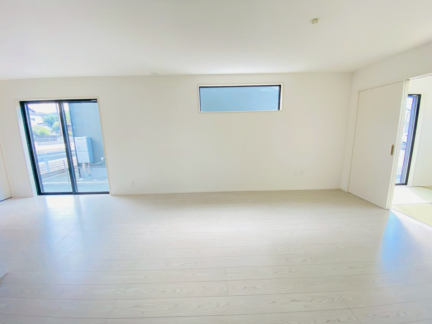 よかタウン／菊陽町久保田５期／１１号棟の居間・リビング