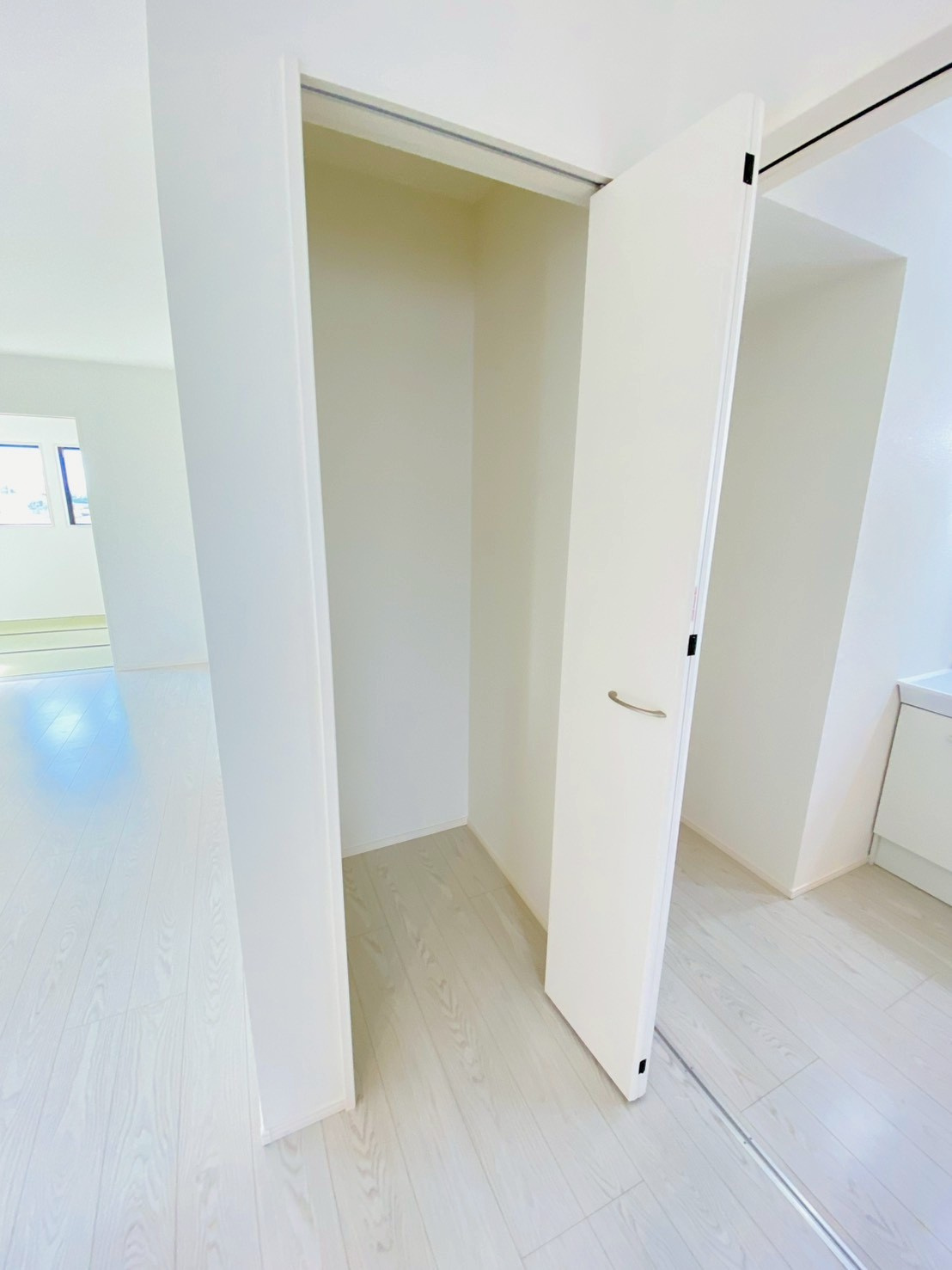 よかタウン／菊陽町久保田５期／１１号棟の収納