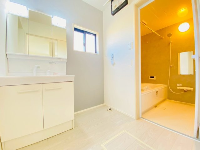 よかタウン／菊陽町久保田５期／１１号棟の脱衣所