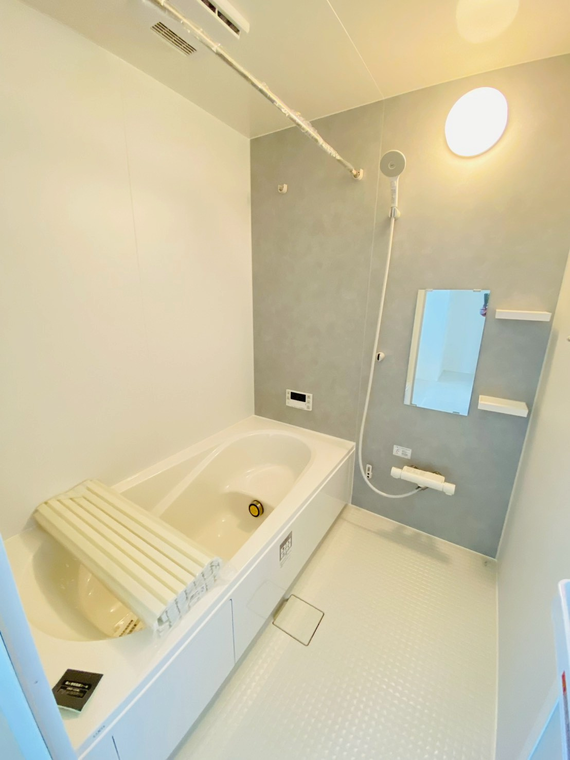 よかタウン／菊陽町久保田５期／１１号棟の浴室