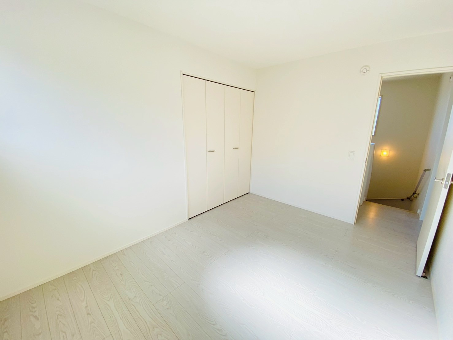 よかタウン／菊陽町久保田５期／１１号棟の洋室