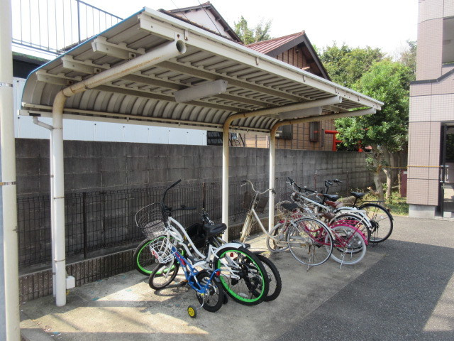 サンタプレイスの周辺