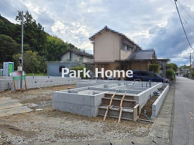 南国市緑ヶ丘1丁目-2棟1-新築戸建ての外観|2025.10月末：建築中