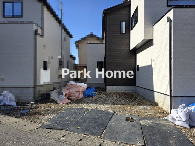 南国市緑ヶ丘1丁目-2棟1-新築戸建ての駐車場|2025.12月：建築中