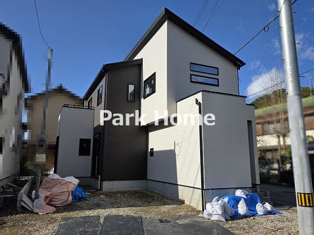 南国市緑ヶ丘1丁目-2棟1-新築戸建ての外観|2025.12月：建築中