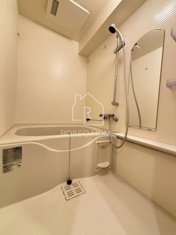 Dimora靭公園の浴室