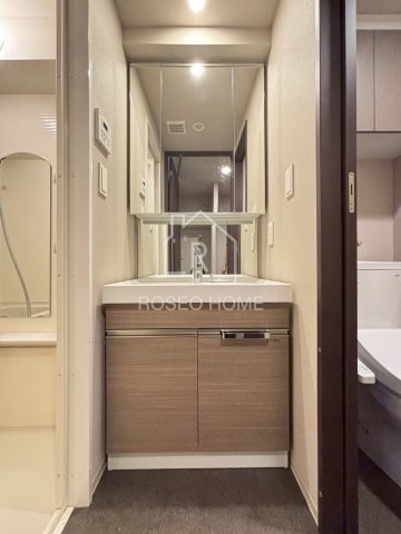 Dimora靭公園の洗面所