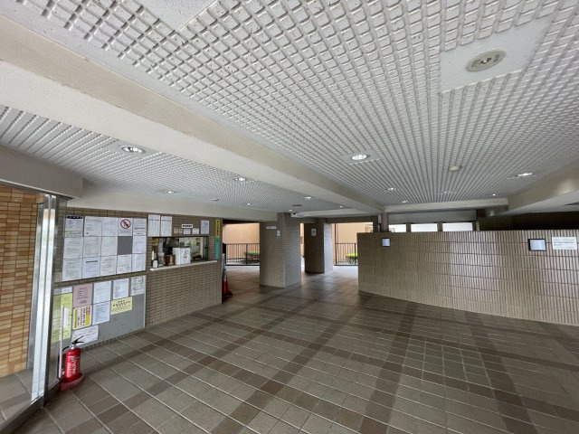 －三丁目不動産-ダイアパレスリバーコート熊谷のエントランス