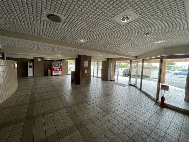 －三丁目不動産-ダイアパレスリバーコート熊谷のエントランス