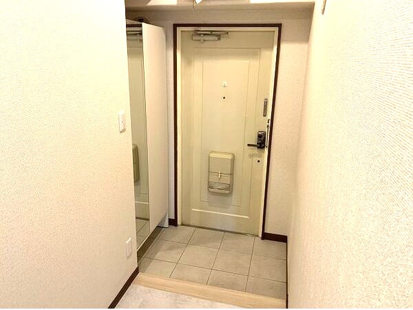 ＴＨＥ ＦＩＲＳＴ平針の玄関