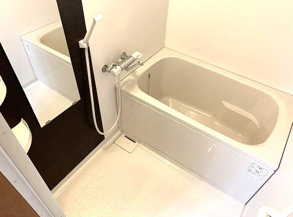 ＴＨＥ ＦＩＲＳＴ平針の浴室