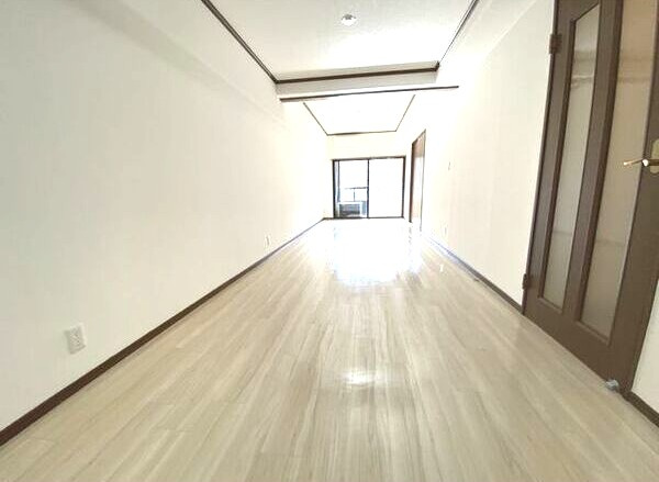 ＴＨＥ ＦＩＲＳＴ平針の居間・リビング