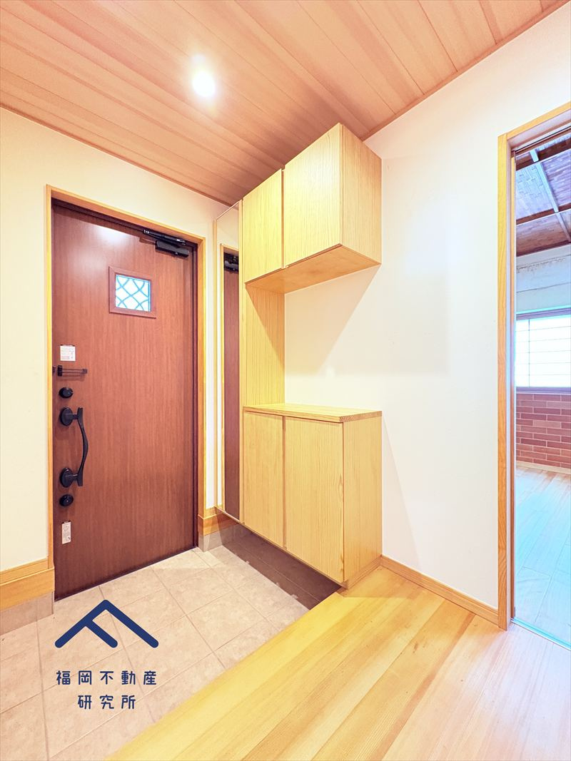 糟屋郡志免町片峰3丁目　戸建ての玄関