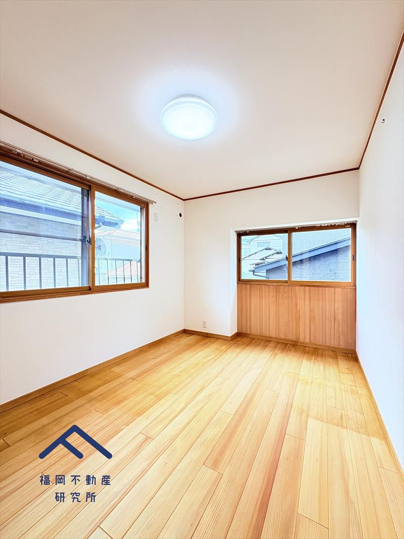 糟屋郡志免町片峰3丁目　戸建ての洋室