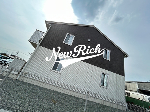 前橋市野中町のアパートの外観