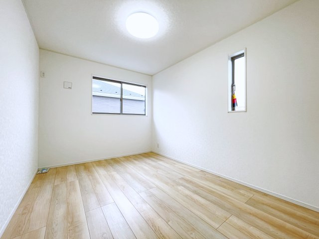 新築戸建・建売　大泉町吉田第12　CRADLE GARDEN　全4棟の洋室