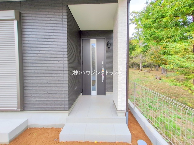 所沢市若狭４丁目　新築戸建　全３棟　3号棟の玄関