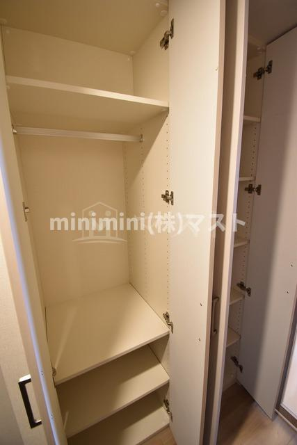 エル・セレーノ大阪天神橋の玄関