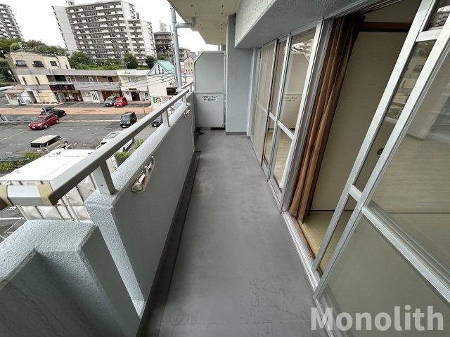 ドミール有住・光明池のバルコニー