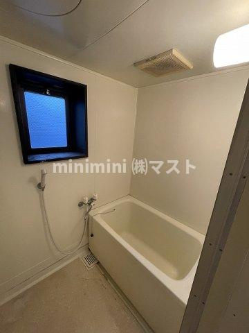 ロベリア弐番館の浴室