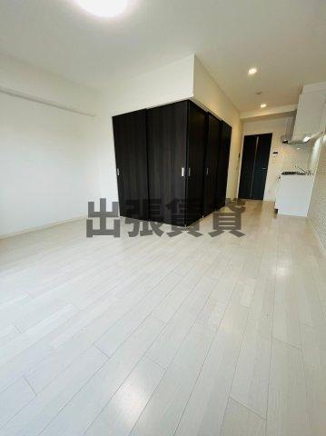 仲介手数料0円！！GRANDUKE松原cuoreの居間・リビング