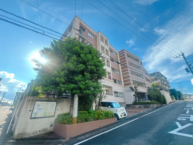 【外観】 | アーサー寺塚大池公園