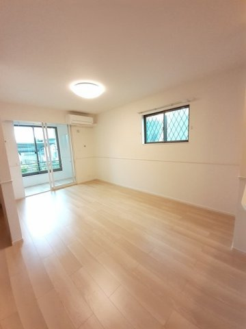 ワイズ　Ⅲの居間・リビング