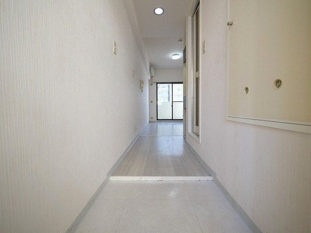 パークサイド上本町駅前の玄関