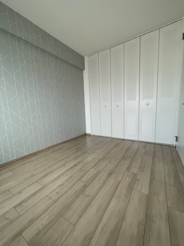 ◆室内リフォーム済◆７階南向き３LDK◆近鉄十条駅徒歩６分、地下鉄十条駅徒歩７分◆コープ野村京都南の洋室|洋室約５.８帖