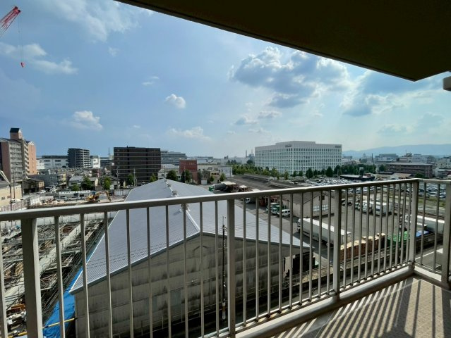 ◆室内リフォーム済◆７階南向き３LDK◆近鉄十条駅徒歩６分、地下鉄十条駅徒歩７分◆コープ野村京都南のバルコニー|バルコニー