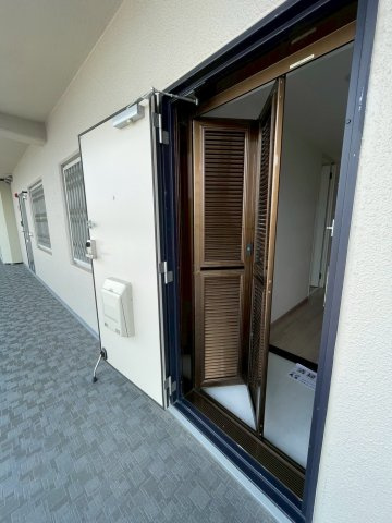 ◆室内リフォーム済◆７階南向き３LDK◆近鉄十条駅徒歩６分、地下鉄十条駅徒歩７分◆コープ野村京都南の玄関|玄関