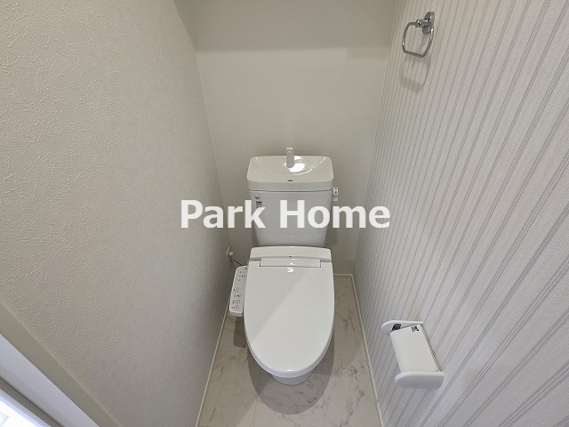 高知市旭天神町 ③ 新築戸建てのトイレ|２F:トイレ