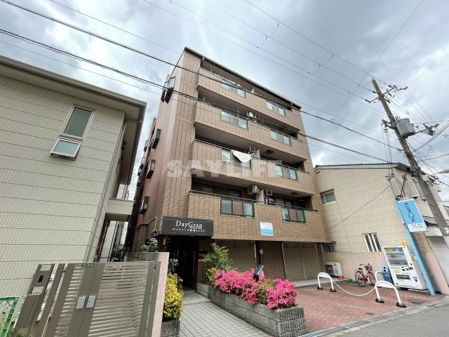 デイグラン大阪城EASTの外観