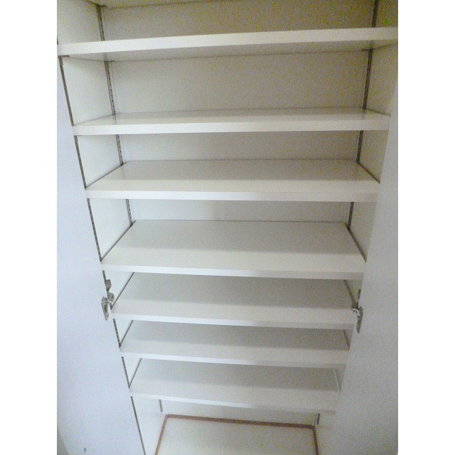 いずみマンションの玄関|シューズボックス