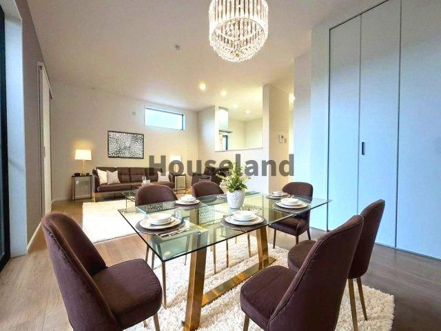 カムイチセの居間・リビング