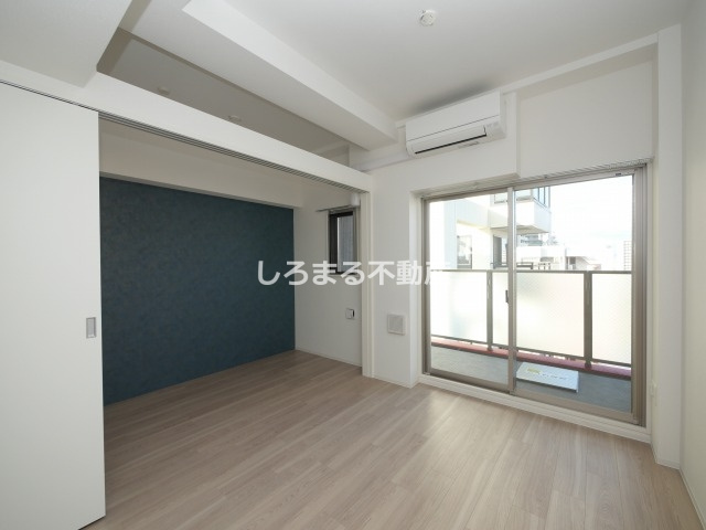 セレニテ天六ミラクの居間・リビング