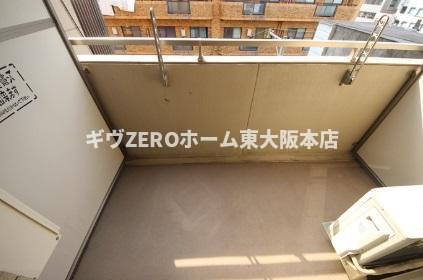 ウィルテラスなんば南（旧：サムティナンバ南）のバルコニー