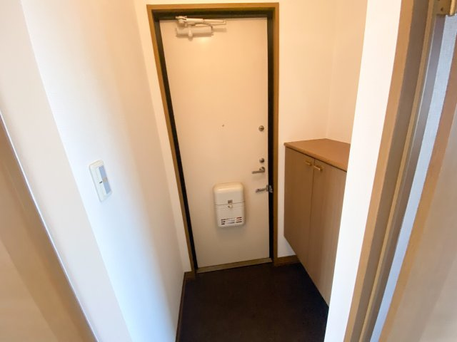 ニューリバーサイド八尾南Ｄ の玄関