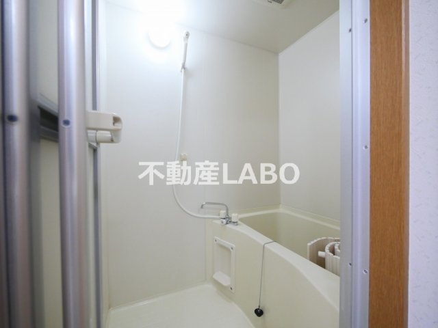 ウェルバード瓜破の浴室