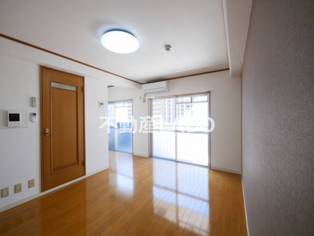 ウェルバード瓜破の居間・リビング