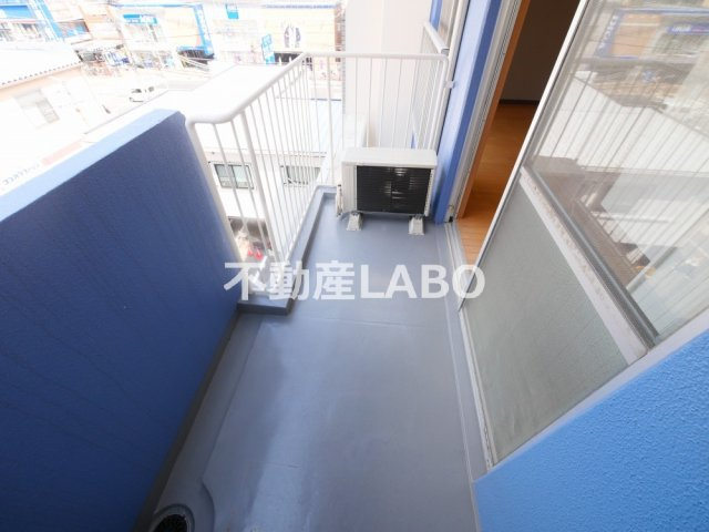 ウェルバード瓜破のバルコニー