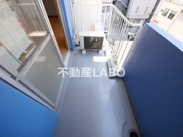 ウェルバード瓜破のバルコニー