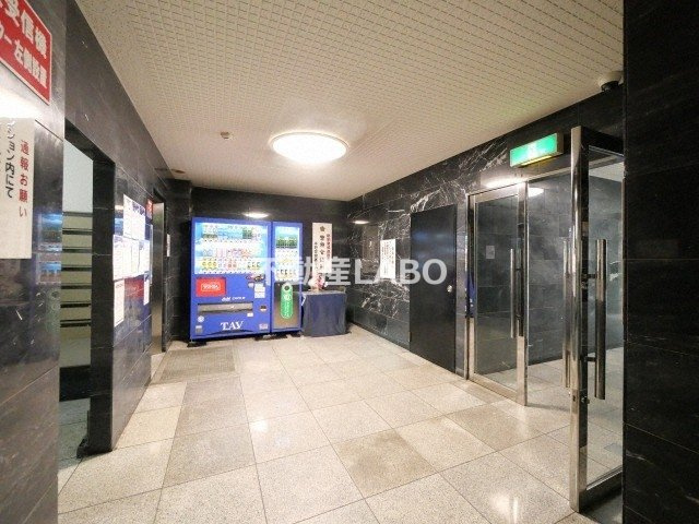 ミタカホーム8番のエントランス