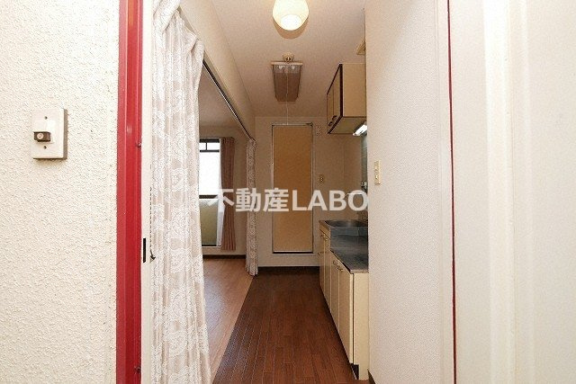 ミタカホーム7番の玄関